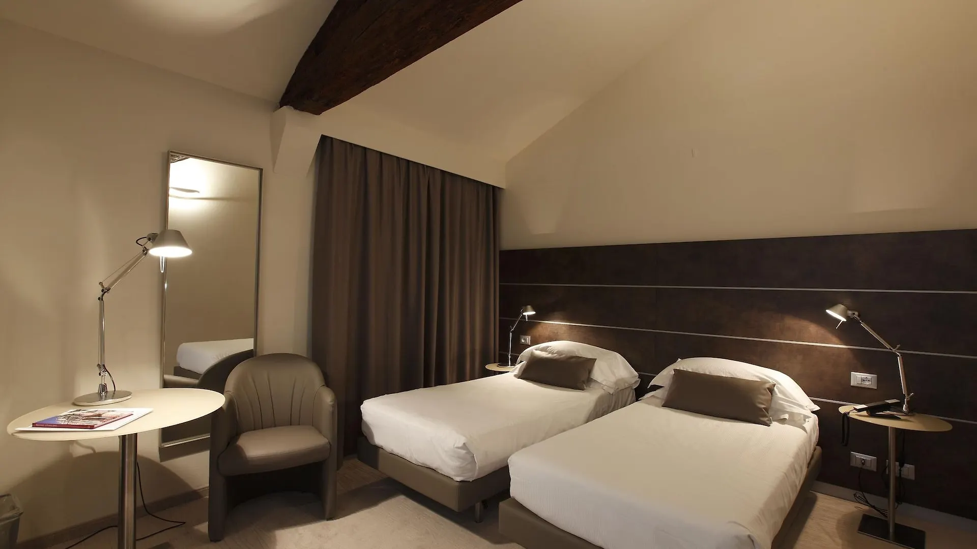 Hotel Annunziata Феррара