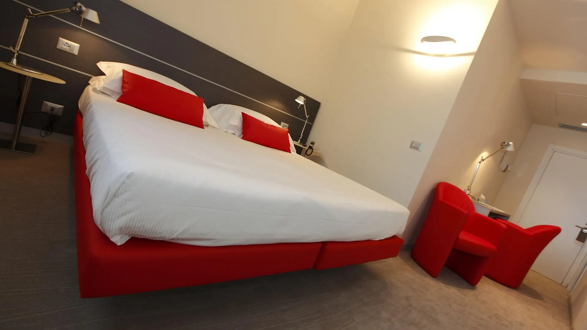 פררה Hotel Annunziata