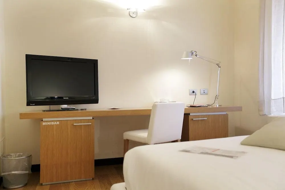 פררה Hotel Annunziata