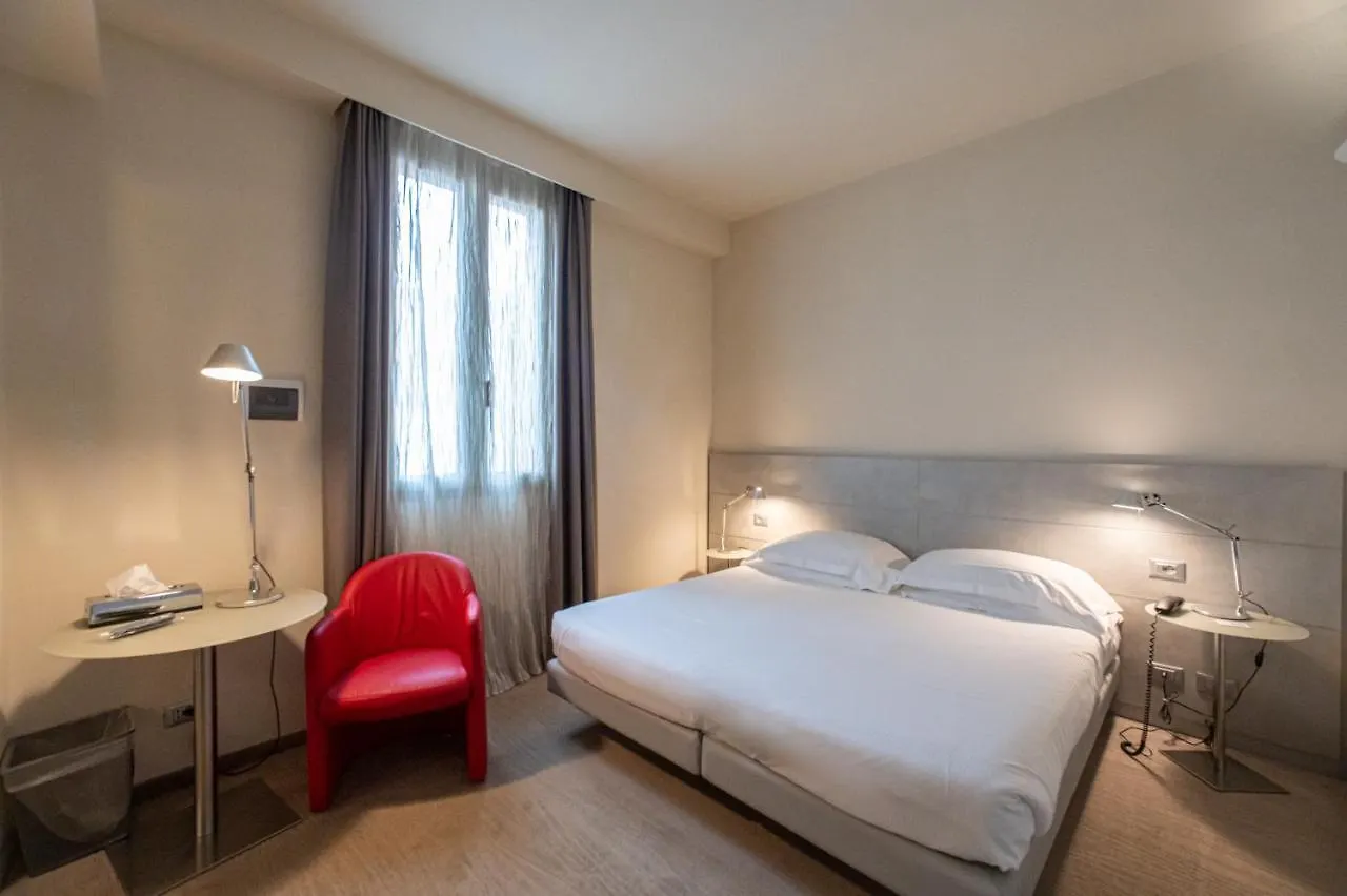 פררה Hotel Annunziata