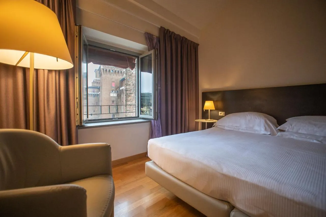 Hotel Annunziata Феррара 4*,