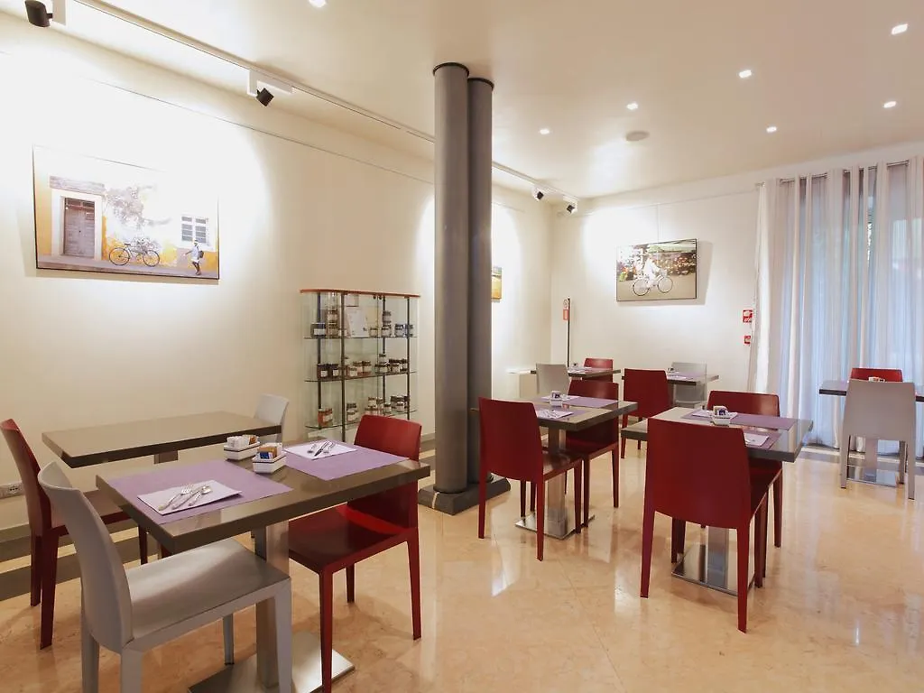 Hotel Annunziata Феррара