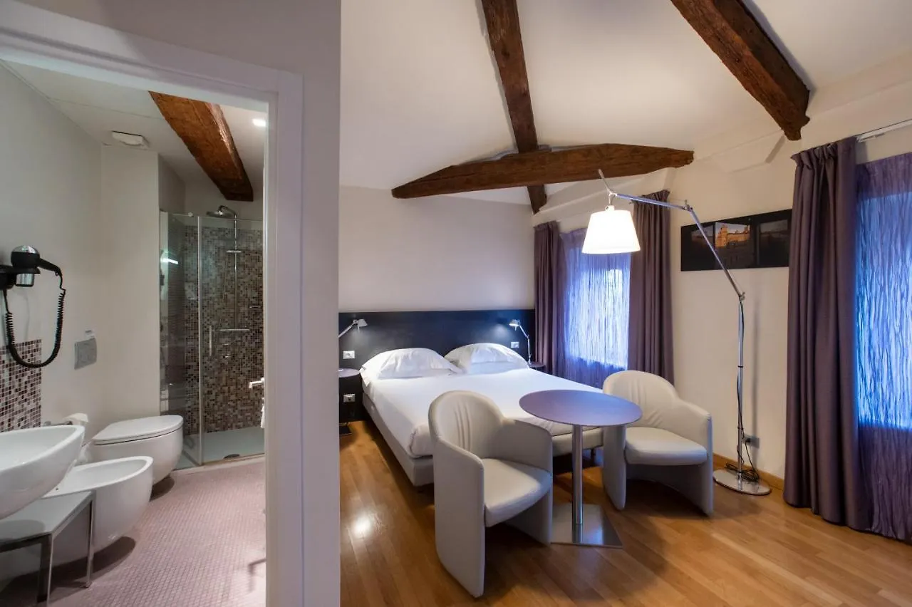 ****  Hotel Annunziata Ferrara Itálie